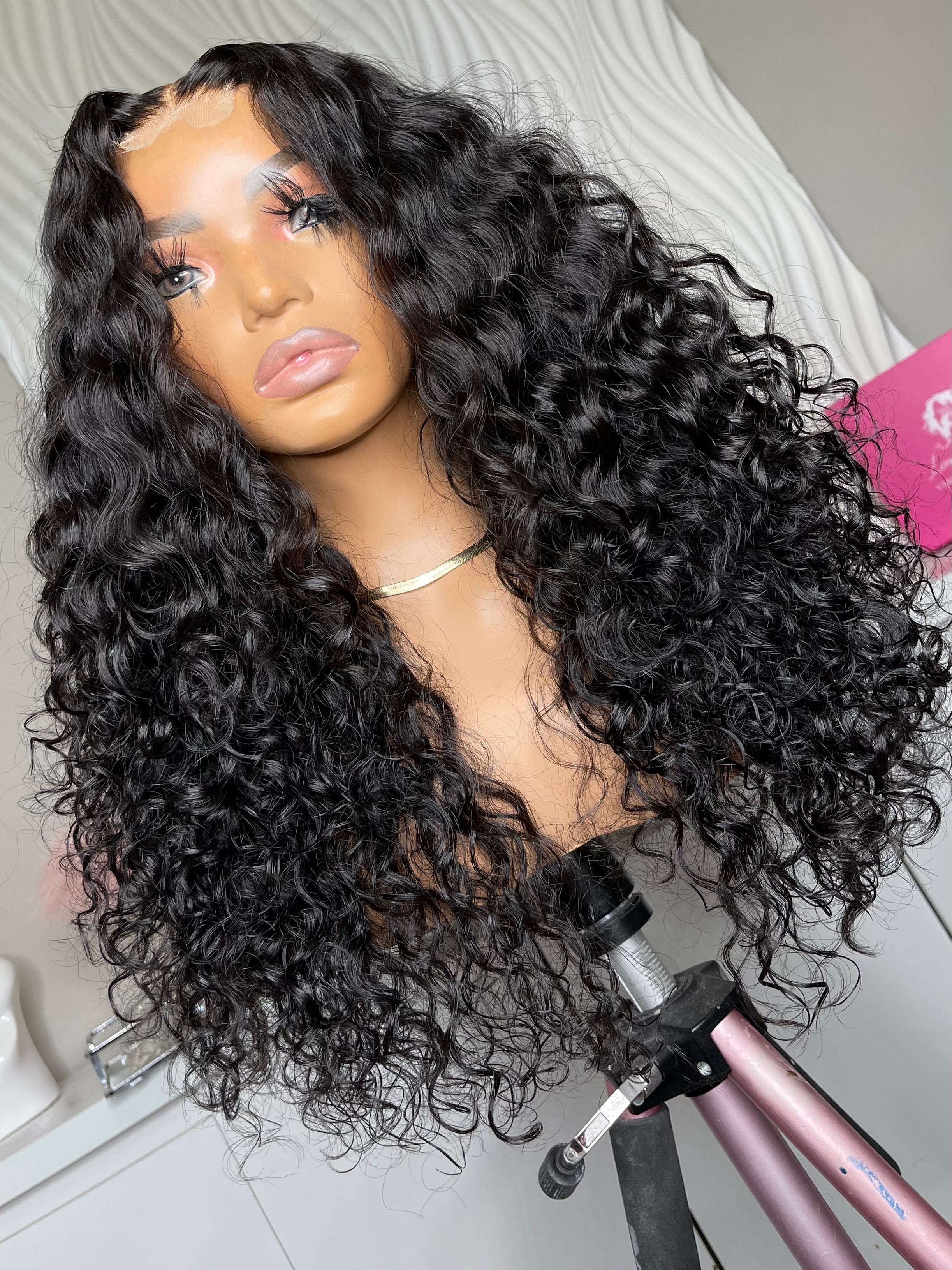 The "Charism" Wig